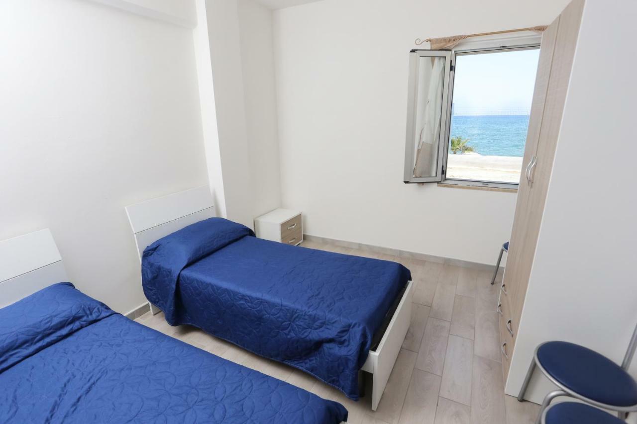 Camping Lido Di Salerno بونتيكانيانو المظهر الخارجي الصورة